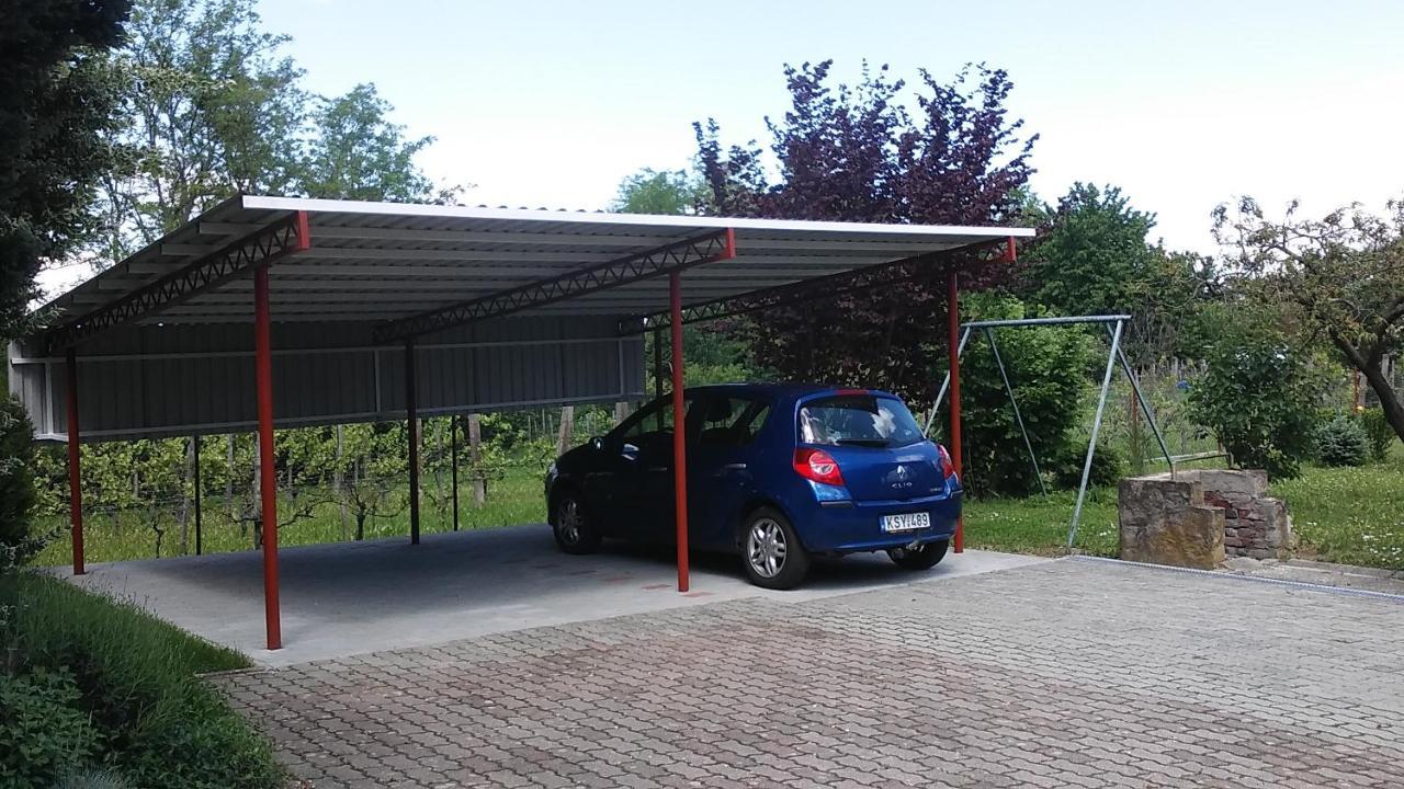 Dorina Apartman Zalakaros Exterior foto